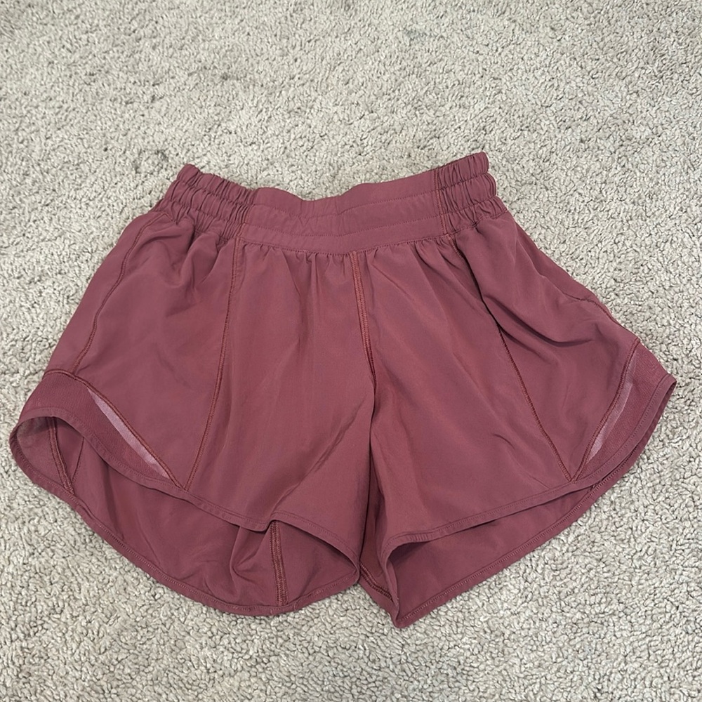 Lululemon Hotty Hot shorts